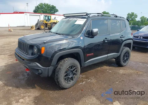 2015 Jeep Renegade Trailhawk из США, поврежденный, VIN ZACCJBCT9FPB36609